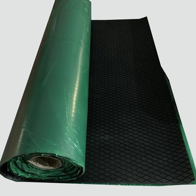 Einfache Art und Diamond Grooved Rubber Lagging Sheet für Förderer-Rolle